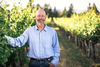 Jeff Hinchliffe portrait