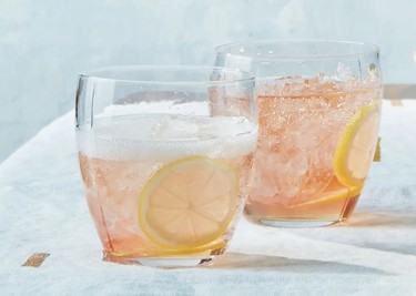 Rosé Spritzer